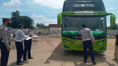 Terminal Blitar Intensif Ramp Check Bus Jelang Nataru untuk Pastikan Kenyamanan Penumpang