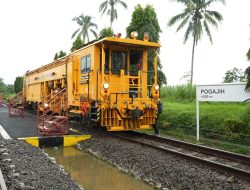 Perbaikan Jalur KA Pohgajih-Kesamben Selesai, Kecepatan Normal Kembali