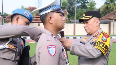 Amankan Nataru 2025, Polres Blitar Kerahkan Ratusan Personel untuk Jaga Kondusifitas