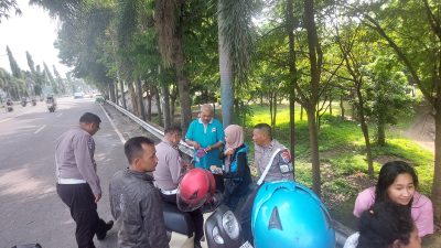 Polisi dan Warga Gagalkan Percobaan Bunuh Diri Ibu Rumah Tangga di Kediri,