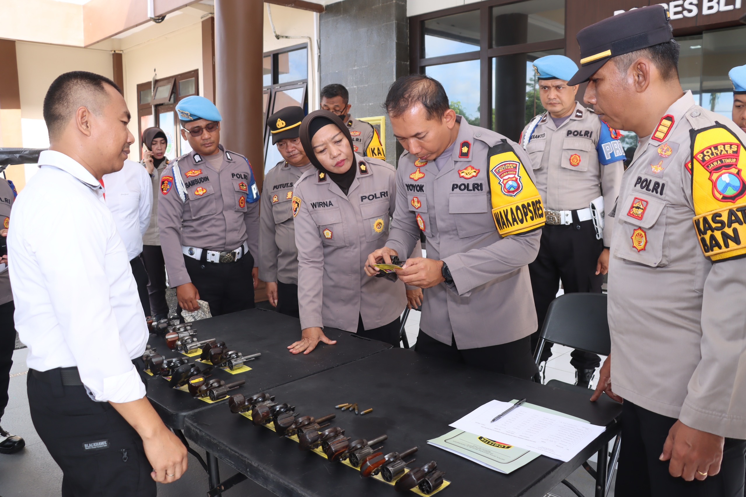 Polres Blitar Sidak Senpi, Pastikan Kedisiplinan dan Kelayakan Anggota