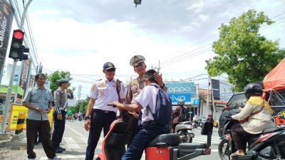 Satlantas Polres Ponorogo Imbau Masyarakat Tidak Gunakan Sepeda Listrik di Jalan Raya