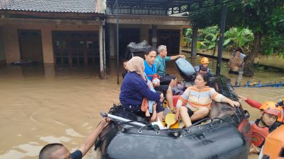 Kepala BNPB Instruksikan Perbaikan Tanggul Jebol di Ponorogo untuk Cegah Banjir Susulan