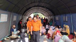 Dinsos Ponorogo Pastikan Ketersediaan 12.000 Bungkus Nasi Harian untuk Warga Terdampak Banjir