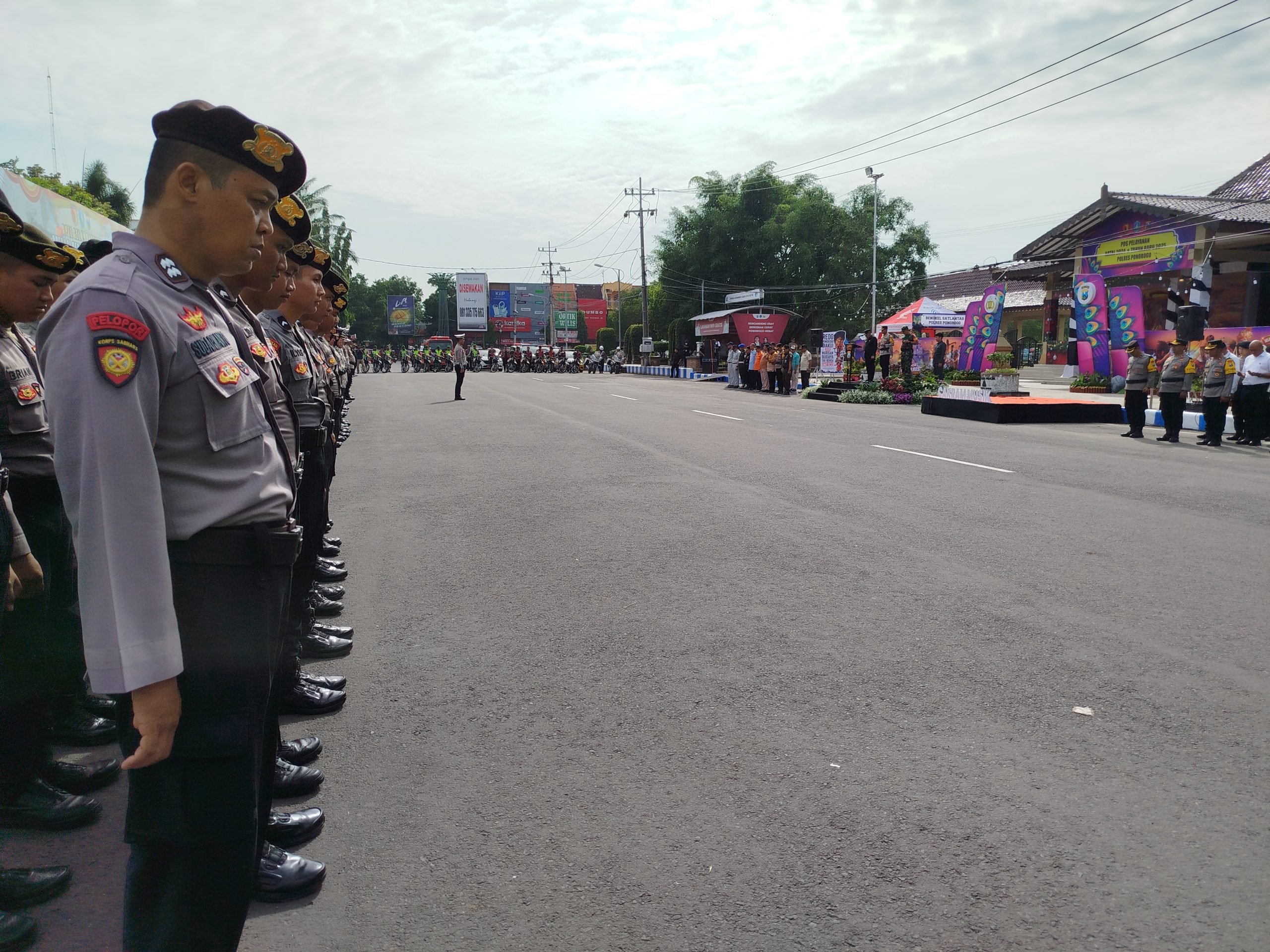 Ratusan Personel Gabungan Disiagakan dalam Operasi Lilin Semeru: Kapolres Ponorogo Serukan Partisipasi Masyarakat untuk Jaga Kondusifitas