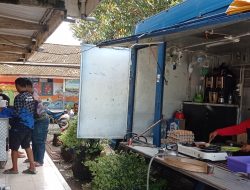 Didirikan Dapur Umum di Posko Banjir Bandang Tiron, Disiapkan 200 Bungkus Sekali Masak