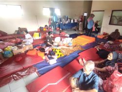 Banjir Jombang Tak Kunjung Surut, Puluhan Warga Bertahan di Pengungsian