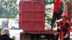 Sebanyak 70 Petugas Kebersihan Disiapkan untuk Bersihkan Sampah di Pesta Tahun Baru SLG