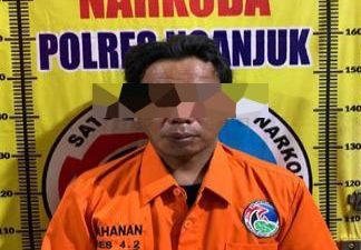 Polres Nganjuk Tangkap Pengedar Pil Lele, Ribuan Butir Disita