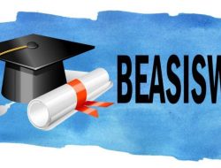 Sebanyak 60 Mahasiswa Kota Blitar Terima Beasiswa Rp 24 Juta Setelah Proses Seleksi Ketat