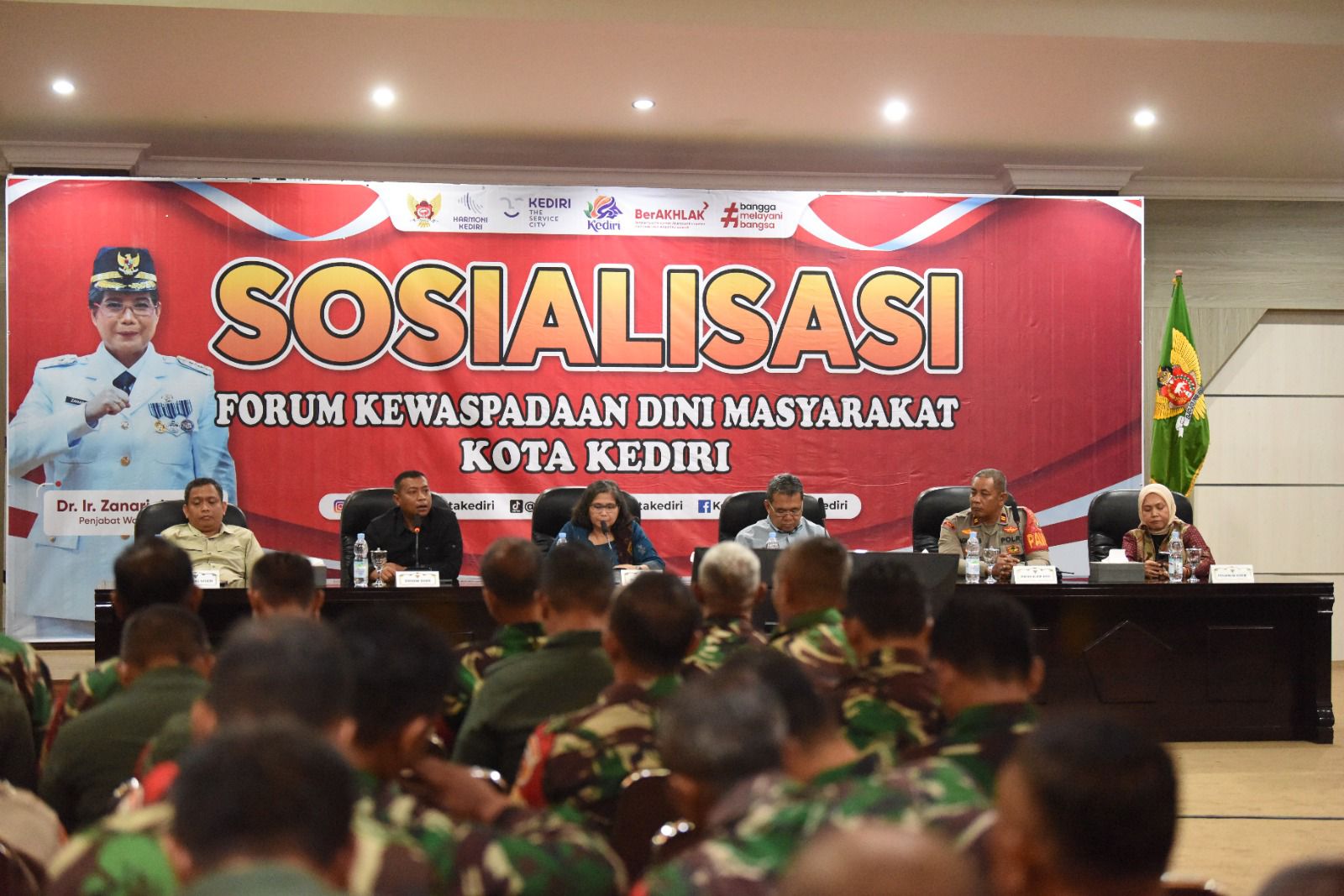 Hadiri Sosialisasi Forum Kewaspadaan Dini Masyarakat Kota Kediri, Pj Wali Kota Kediri Tekankan Beberapa Hal Penting