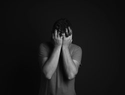 4 Tanda Seseorang Menerapkan Dark Psychology dalam Hubungan Asmara, Waspada Ya!