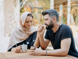 30 Kalimat Rayuan Maut Khas Buaya Darat yang Harus Kalian Waspadai, Jangan Langsung Baper Girls!