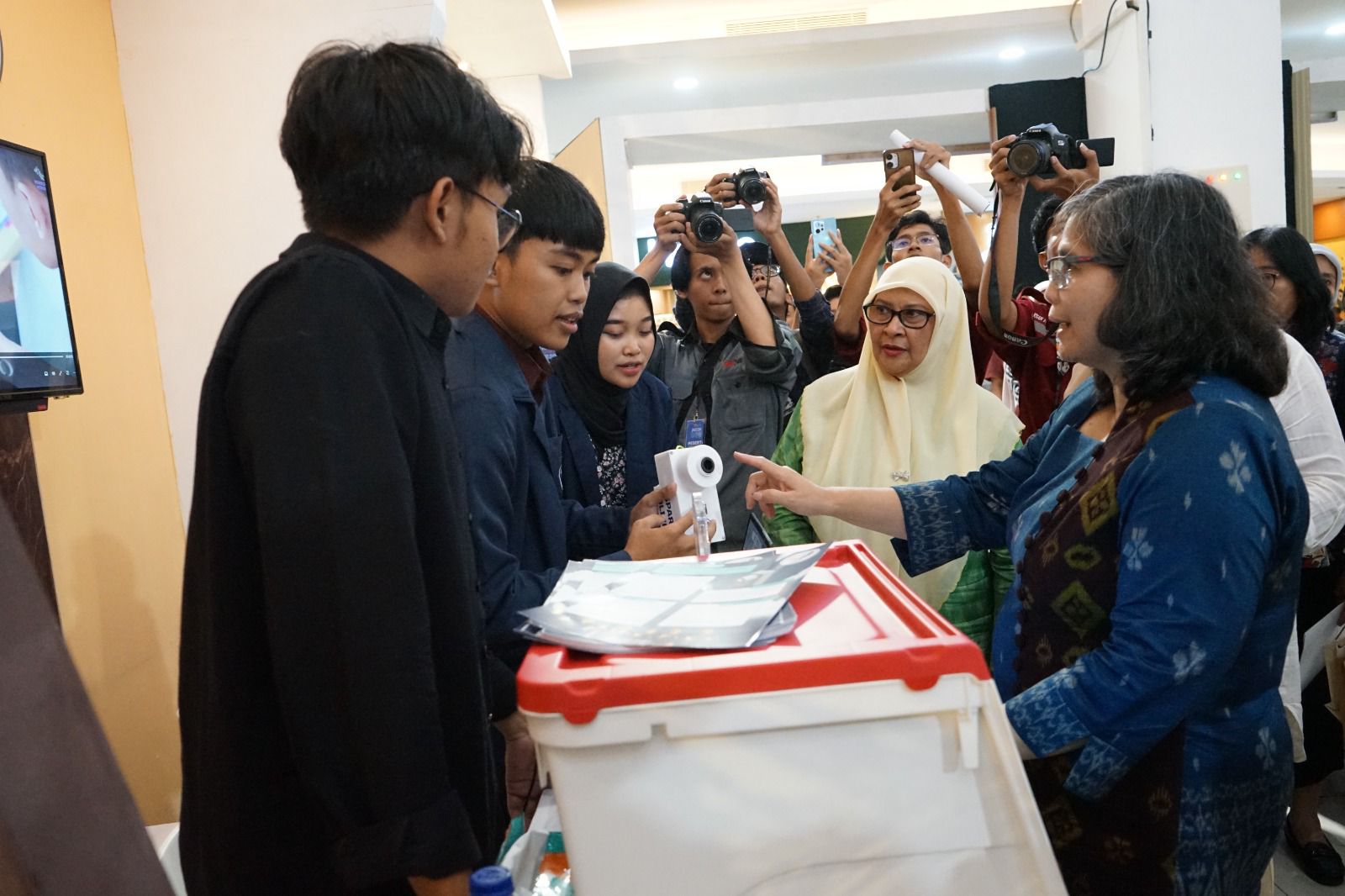 Saksikan Gelaran Inotek Expo 2024, Pj Wali Kota Kediri: Wadah Mencari Serta Menumbuhkan Bakat-Bakat Inovator Potensial di Kota kediri