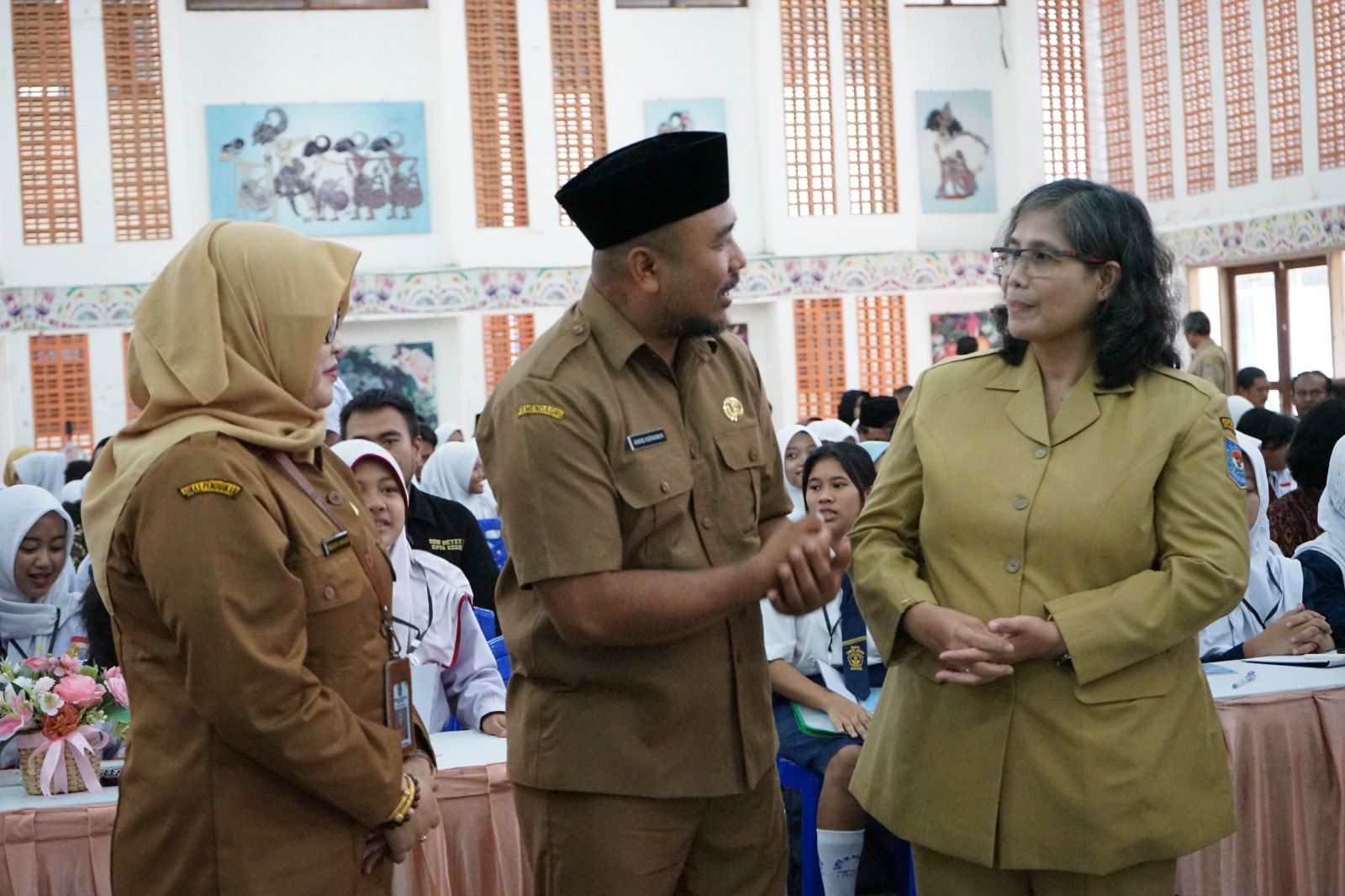 Pj Wali Kota Kediri Mengaku Bangga, Dinas Pendidikan Kota Kediri Raih Anugerah Daerah Pelopor Transformasi Digital 2024 