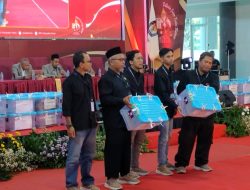 KPU Kabupaten Kediri Gelar Rekapitulasi Suara Pilkada di Simpang Lima Gumul, Ini Infonya