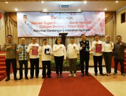 Pj Wali Kota Kediri Resmikan Satgas Kelurahan Bersinar Untuk Kelurahan Dandangan dan Ngampel