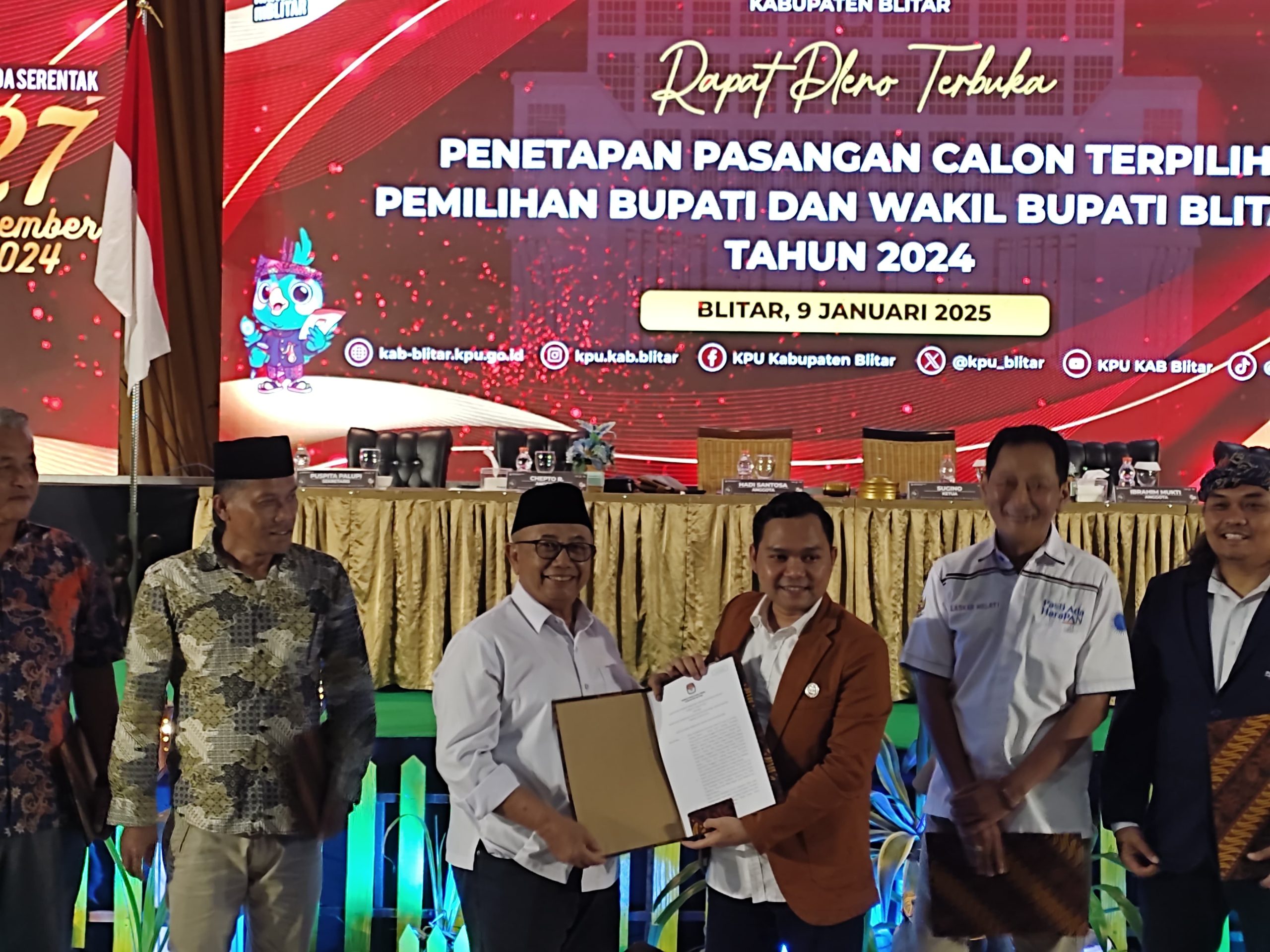 Penetapan Bupati dan Wakil Bupati Blitar Terpilih, Rini Syarifah-Abdul Ghoni Tak Hadir