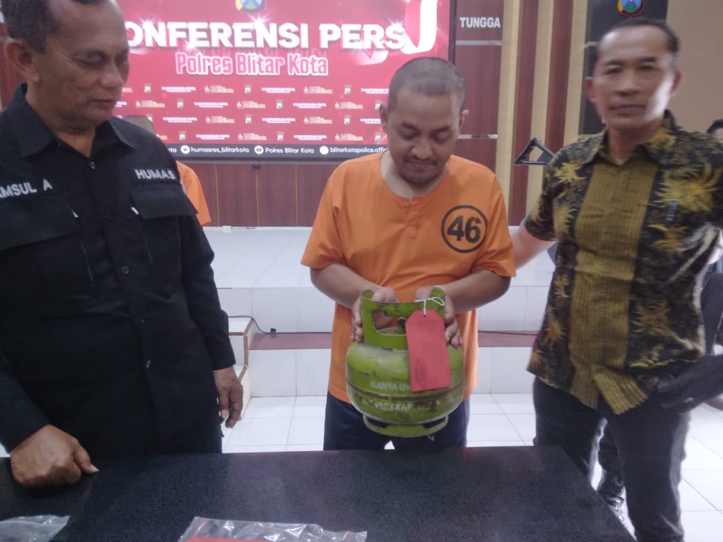 Bobol Rumah Makan, Gondol 14 Tabung Elpiji, Warga Bendo, Ponggok, Blitar, Ditahan di Polres Blitar Kota