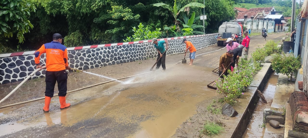 Sungai Klantur Tulungagung Menguap, Rumah Puluhan Warga Terendam Banjir!