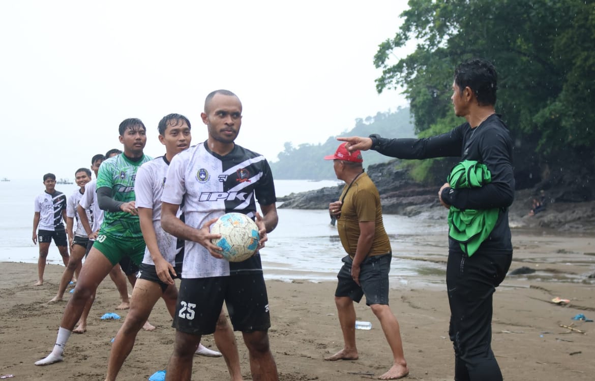 Inter Kediri Gelar TC di Pantai Gemah Jelang Babak 16 Besar Liga 4 Jatim