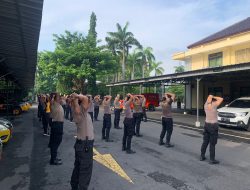 Kasat Samapta Latih Fisik Anggota Dalmas Polres Nganjuk untuk Kesiapan Pam Libur Panjang