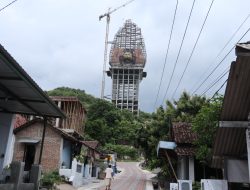 Progres Monumen Reog dan Museum Peradaban (MRMP) Terus Dipantau, Sesmenko Ekonomi Gelar Rakor dengan Bupati Ponorogo