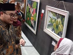 Munalaely Hidayanah, Pelukis Wanita Alumnus Pesantren yang Berkibar di Jawa Timur