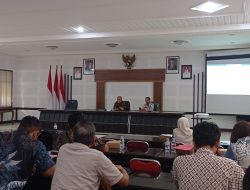 Dinkes dan Bagian Kesra Kabupaten Kediri Membangun Sinergi Pembinaan Pesantren Sehat
