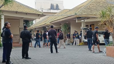 Kasus Mutilasi Ngawi, Terduga Pelaku Dihadirkan Polda Jatim di Hotel Adi Surya Kediri
