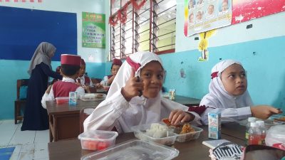 Pondok Pesantren Al-Azhar Terima Program Makan Bergizi Gratis dari Pemerintah