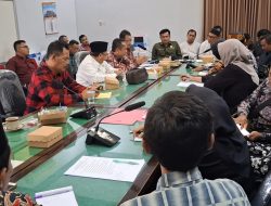 Ratusan Guru PPPK Paruh Waktu di Tulungagung Tuntut Kesejahteraan, Ancam Mogok Mengajar*