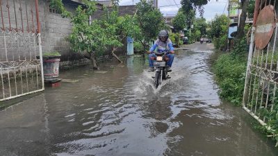 Hujan Deras Selama Satu Jam, Lima Titik di Blitar Tergenang Air