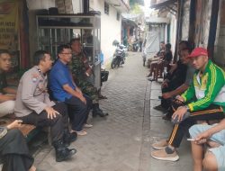 Ngopi Bareng, Bhabinkamtibmas dan Babinsa Kelurahan Kampung Dalem, Kota Kediri  Perkuat Sinergi Jaga Keamanan