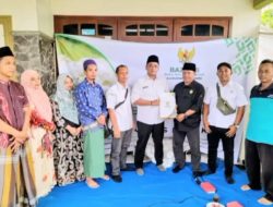 BAZNAS Kabupaten Kediri Salurkan 10 Kambing untuk Pemberdayaan Peternak di Desa Puhsarang, Ini Infonya