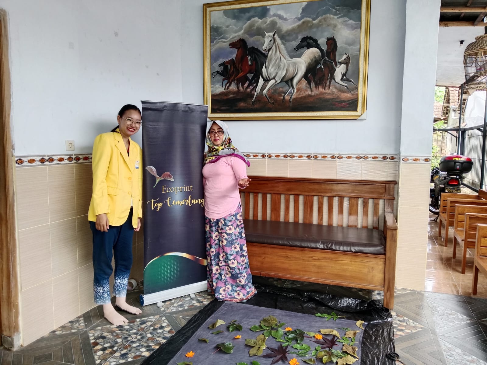 Ecoprint Top Cemerlang: Inovasi Batik Alami Asal Kediri yang Mendunia