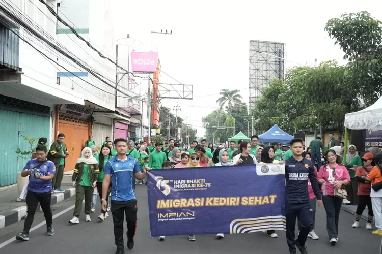 Kantor Imigrasi Kediri Gelar "Imigrasi Sehat" di CFD Jalan Dhoho