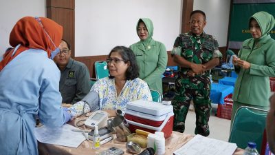 Pj Wali Kota Kediri Ikuti Donor Darah Peringatan HUT Ke-79 Persit Kartika Chandra Kirana Cabang XXV Dim 0809 Kediri