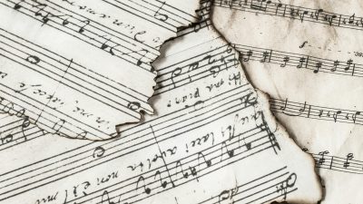 10 Lagu Daerah Kalimantan yang Wajib Kalian Tahu, Liriknya Penuh Makna Semua!