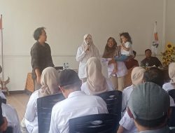 Gelas Sosialisasi Produk Hukum SPH , Anggota DPRD Kota Kediri, Sriana : UMKM Harus Manfaatkan Dana Hibah  Agar Berkembang