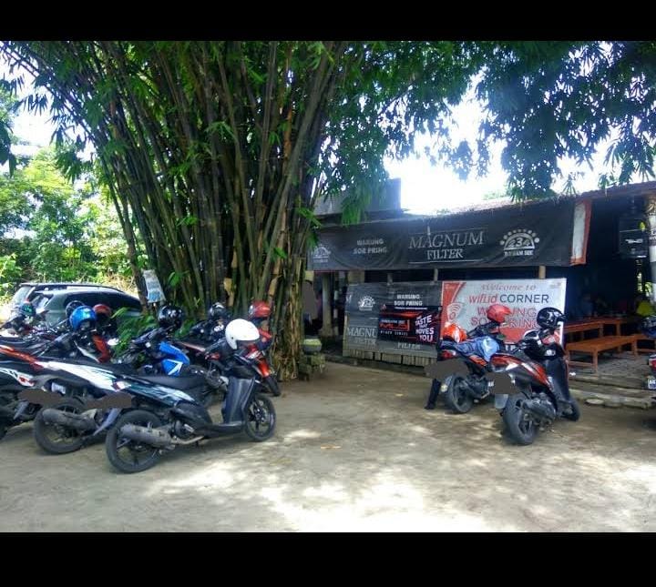 Warung Kopi Legendaris "Ngisor Pring" Berubah Jadi "Ngisor Anggur", Inovasi untuk Bertahan di Tengah Zaman