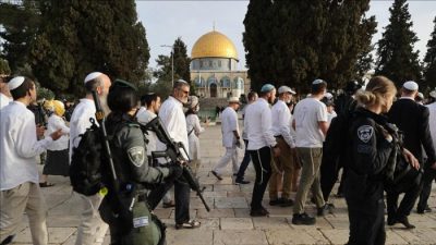 Ratusan Ekstremis Yahudi Serbu Masjid Al-Aqsa di Awal Tahun 2025