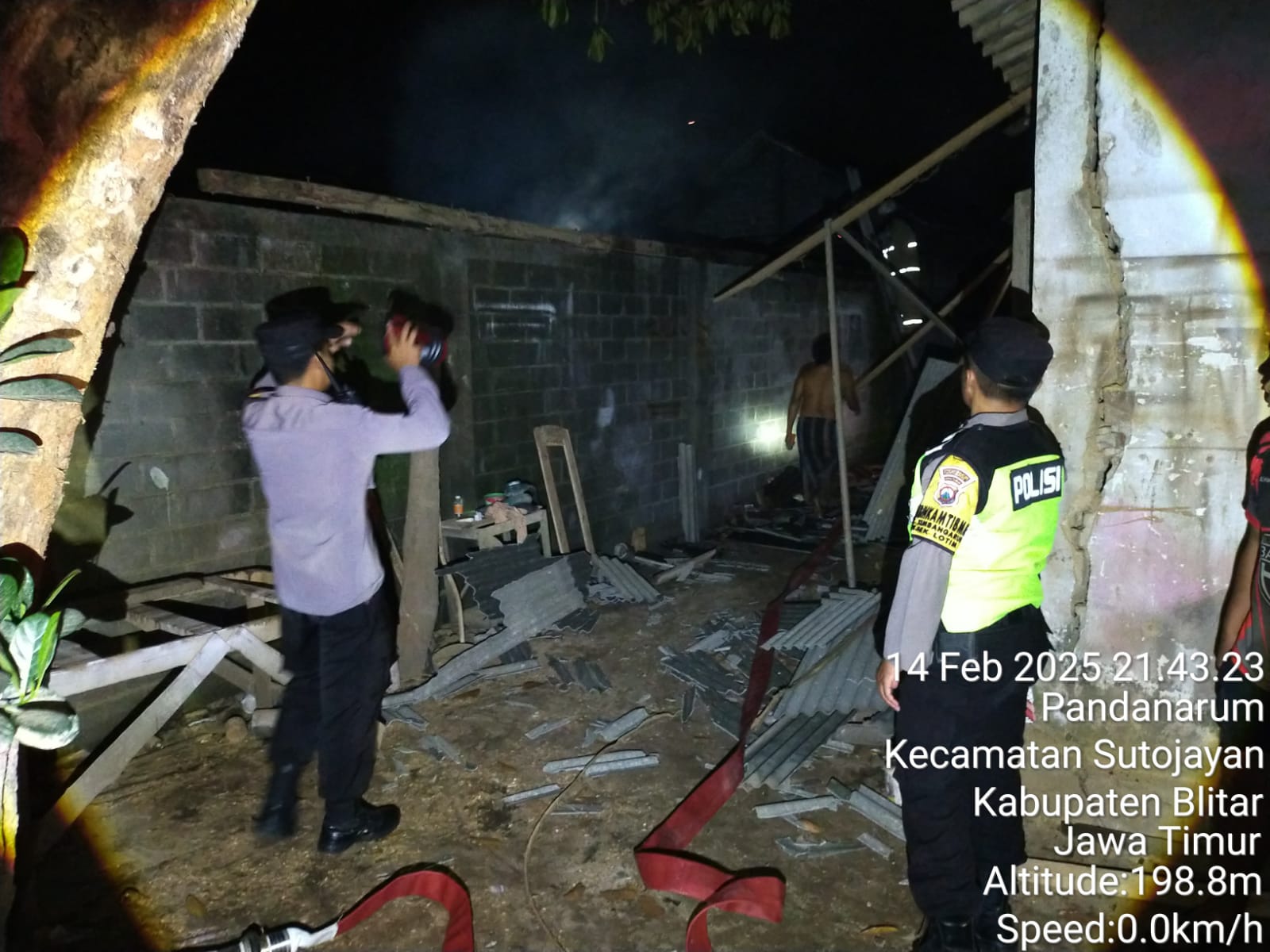 Rebus Jagung Ditinggal, Kandang Ayam di Sutojayan Hangus Terbakar