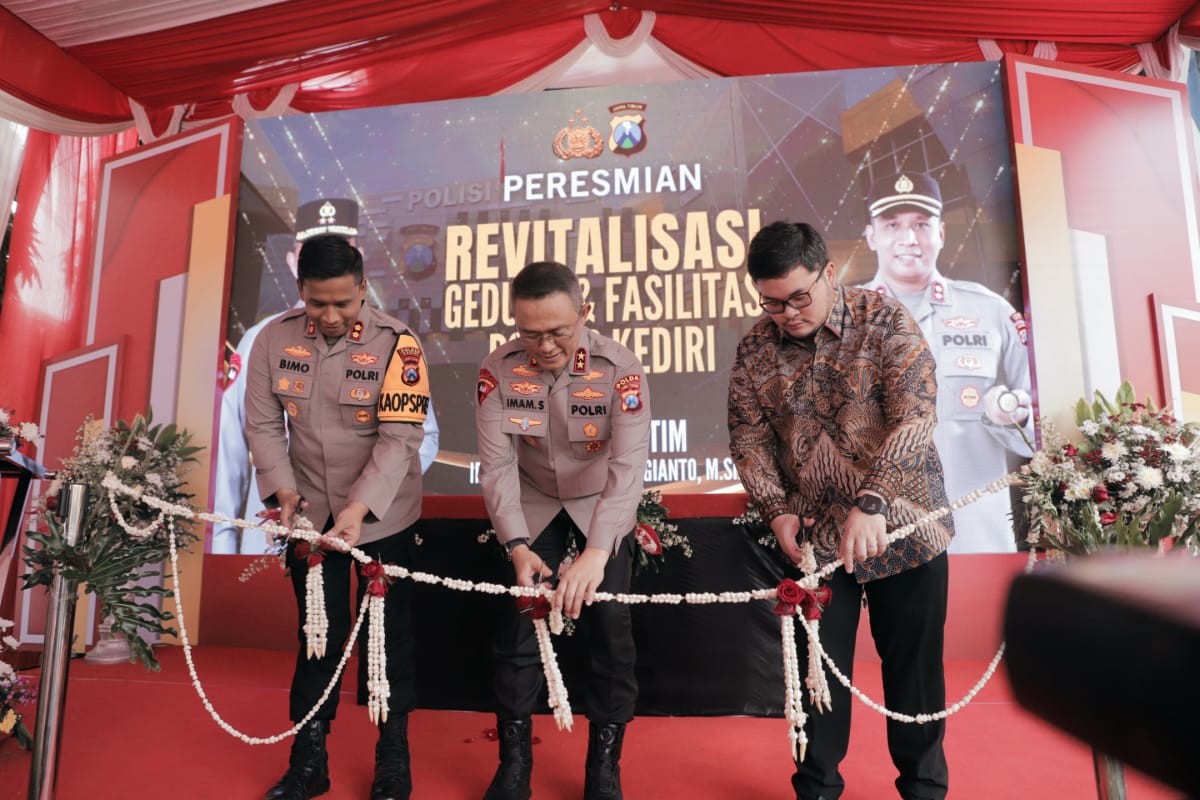 Kapolda Jatim Resmikan Revitalisasi Mapolres Kediri, Harapkan Pelayanan Semakin Maksimal