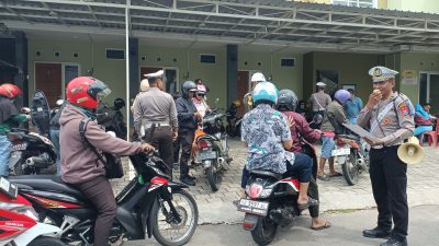Ratusan Pengendara Terjaring Operasi Keselamatan di Kota Kediri, Didominasi Pelanggar Helm dan Kelengkapan Surat