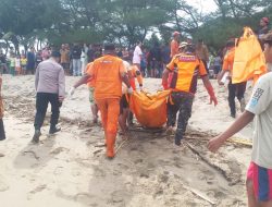 Pamit Jualan! Pedagang Bakso Asal Blitar Tewas Terseret Arus ke Pantai Sine