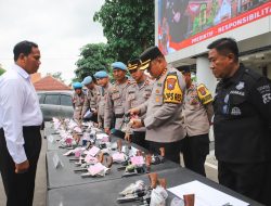 Polres Jombang Periksa Senjata Api dan Tes Urine Sebagai Langkah Pencegahan Penyalahgunaan