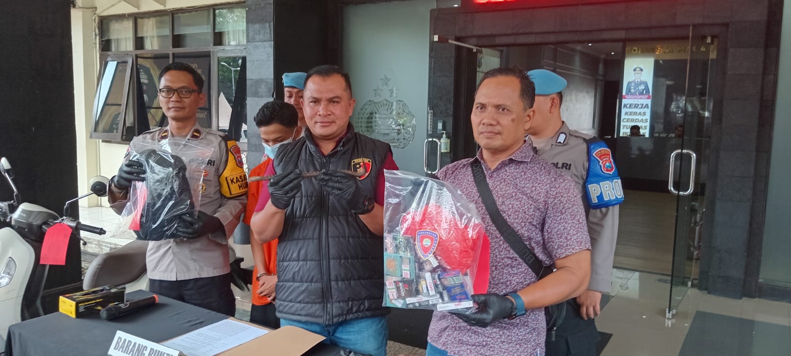 Curi Rokok di Toko Kelontong, Tiga Pelajar Malang Ditangkap Polisi