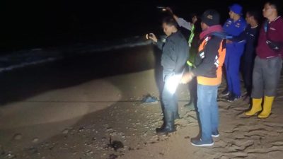 Hilang Terseret Ombak di Pantai Kondang Merak, Pencarian Edi Santoso Terus Dilakukan!
