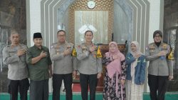 Sambut Ramadan, Polres Blitar Gelar Bakti Sosial dan Bagikan Alquran